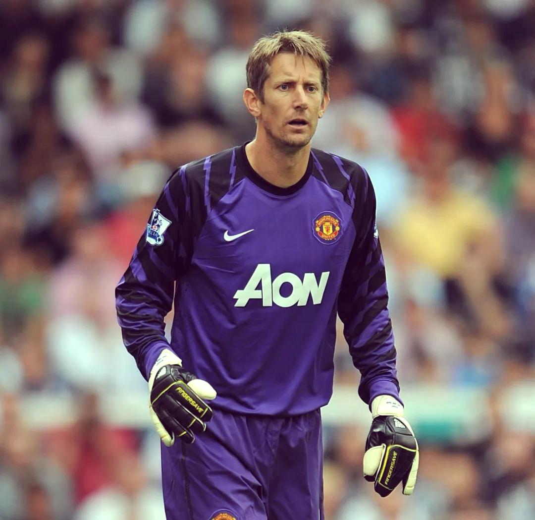 开云下载-包含曼联冲刺阶段远射贴柱，志在社区盾名次提升，目标明确，训练强度明显提升的词条